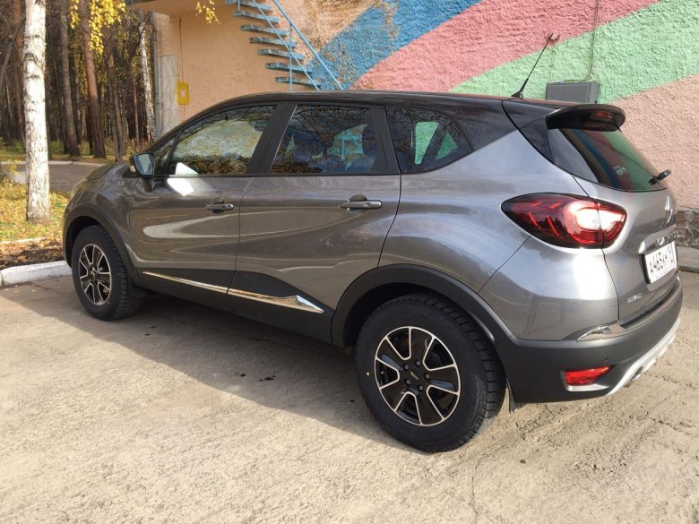 Рено каптур серый металлик