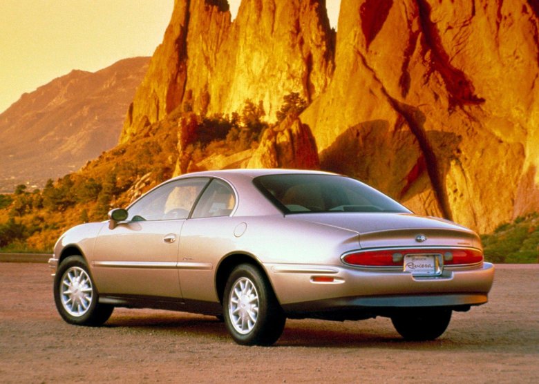 Buick riviera 1995