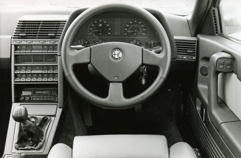 Alfa romeo 164 1990