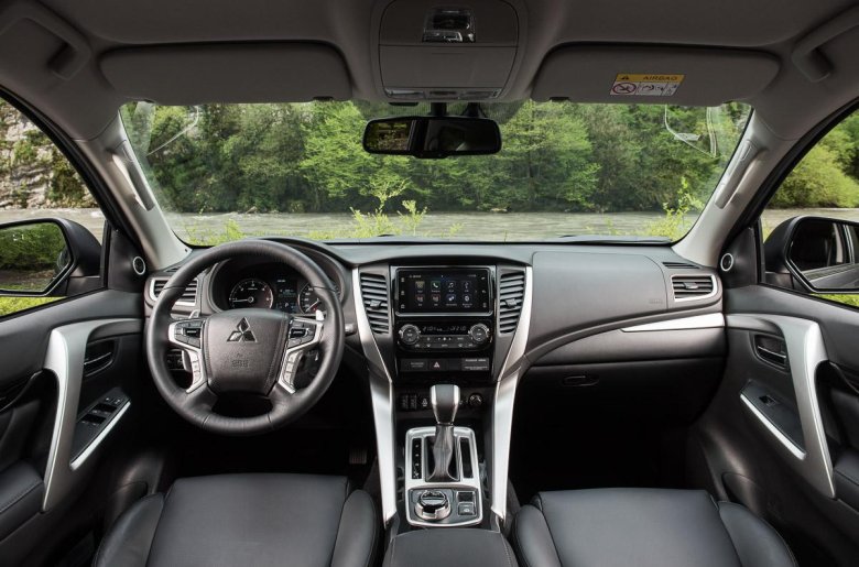 Mitsubishi pajero sport 3 салон
