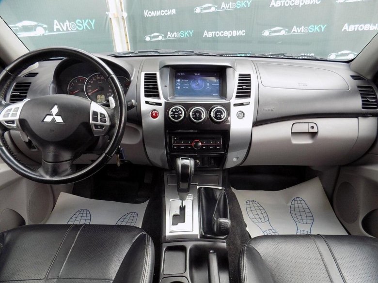Mitsubishi pajero sport 2008