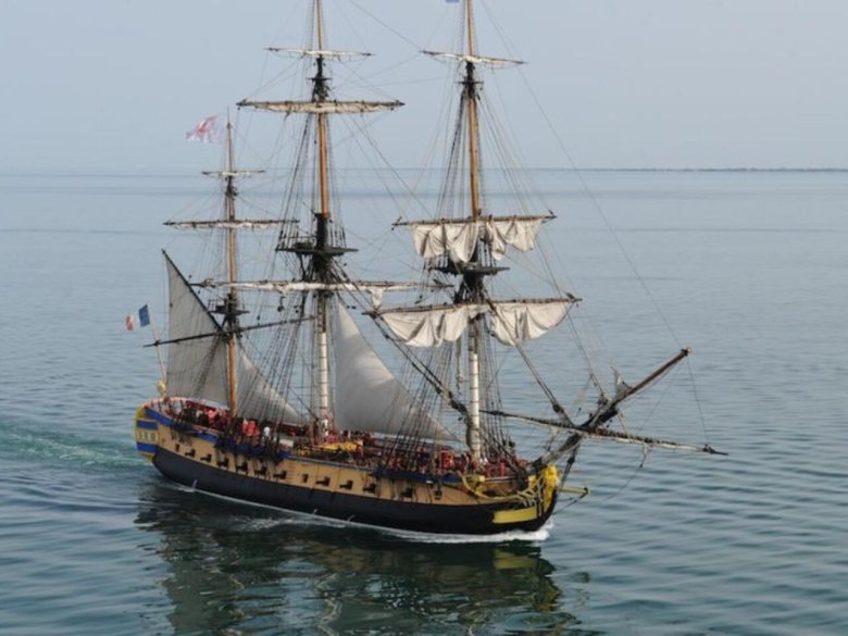 Парусный корабль l hermione