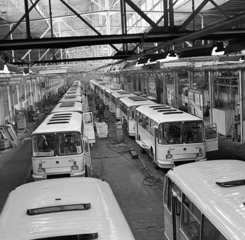 Львовский автобусный завод