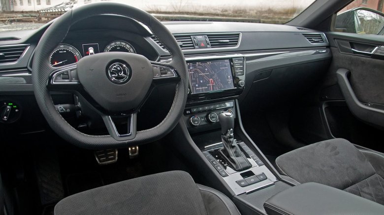 Skoda superb 2016 салон