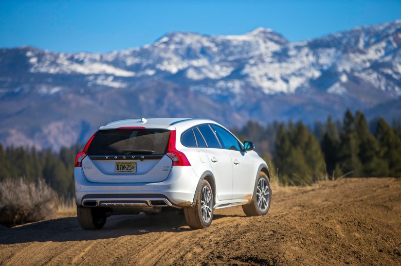 Volvo v60 cross country 2015
