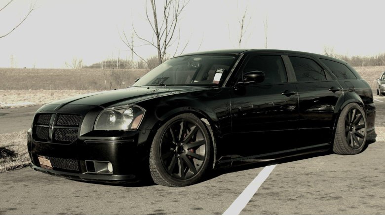 Додж магнум срт