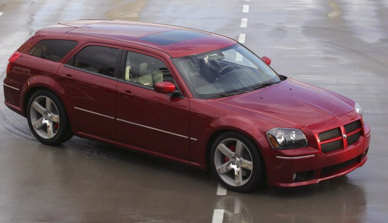 Dodge magnum srt8
