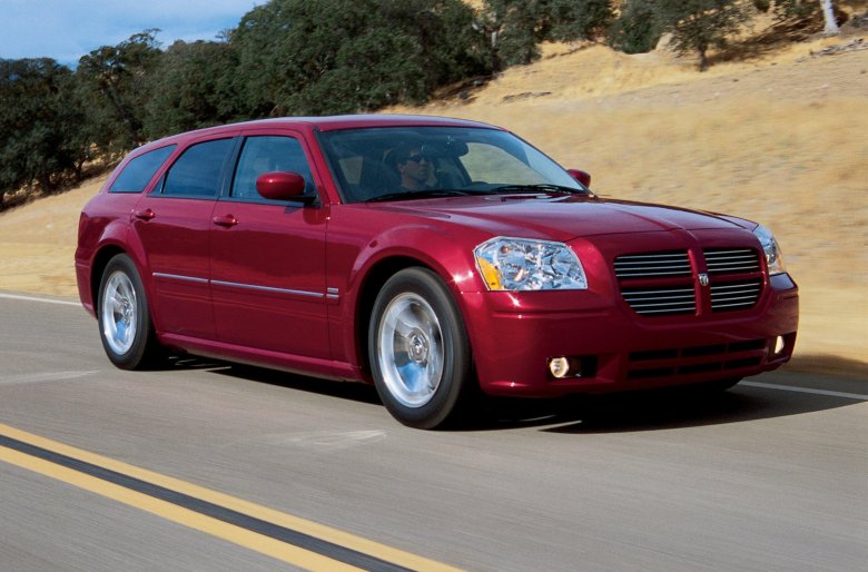 Dodge magnum rt 2005