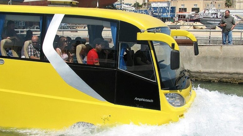 Амфибиус автобус амфибия