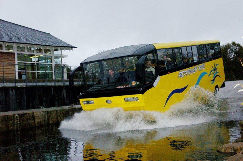 Амфибиус автобус амфибия