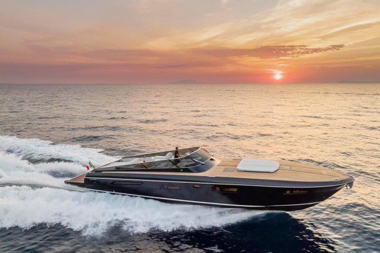 Катера riva rivarama