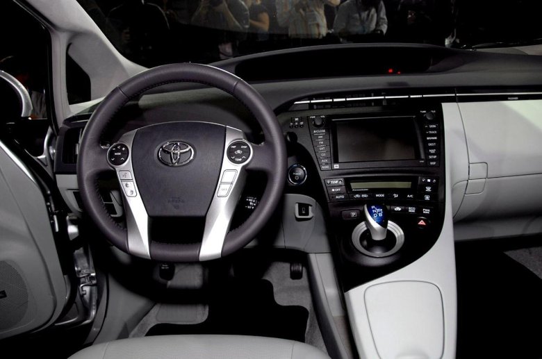 Toyota prius 2009 салон
