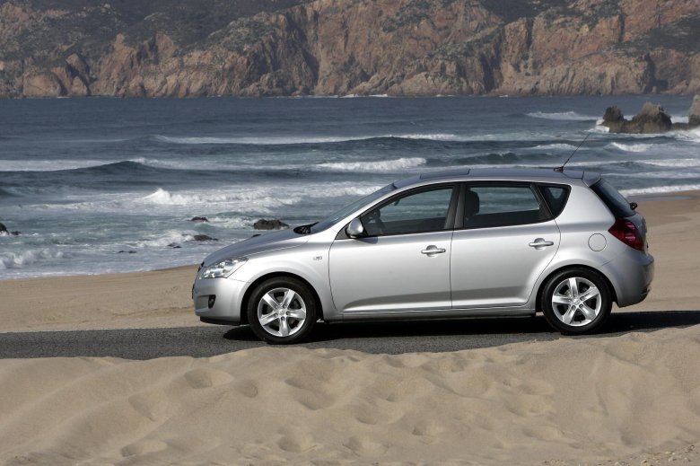 Kia ceed 1 хэтчбек