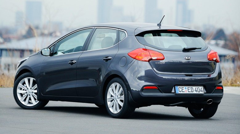 Kia ceed 2012 хэтчбек