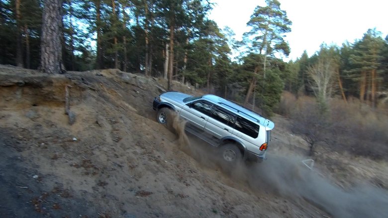 Mitsubishi pajero sport 1998