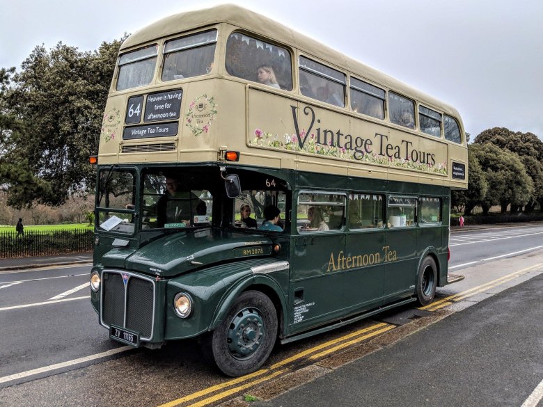 Старинные автобусы