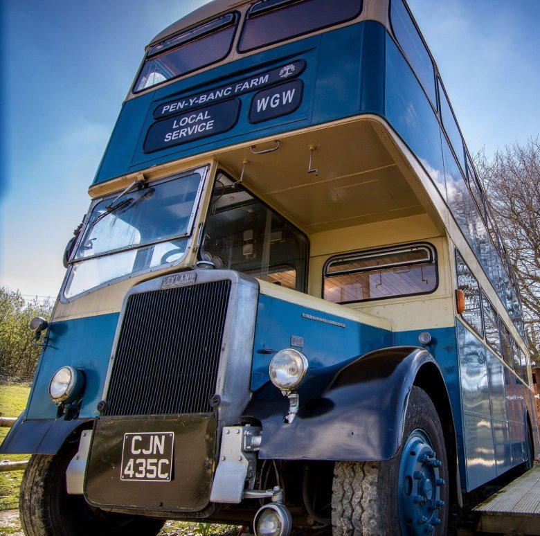 Двухэтажные автобусы