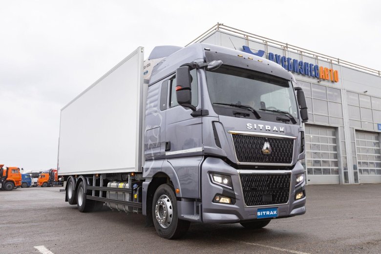 Седельный тягач sitrak c7h max