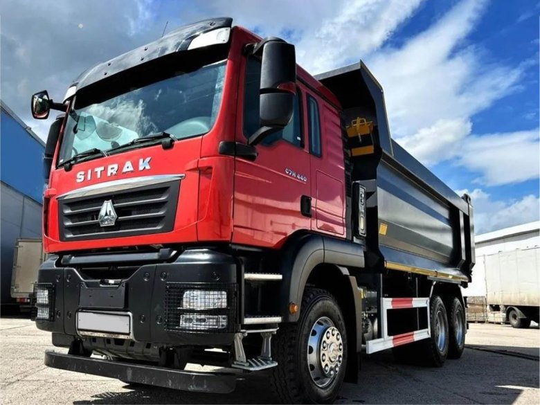 Howo sitrak c7h тягач