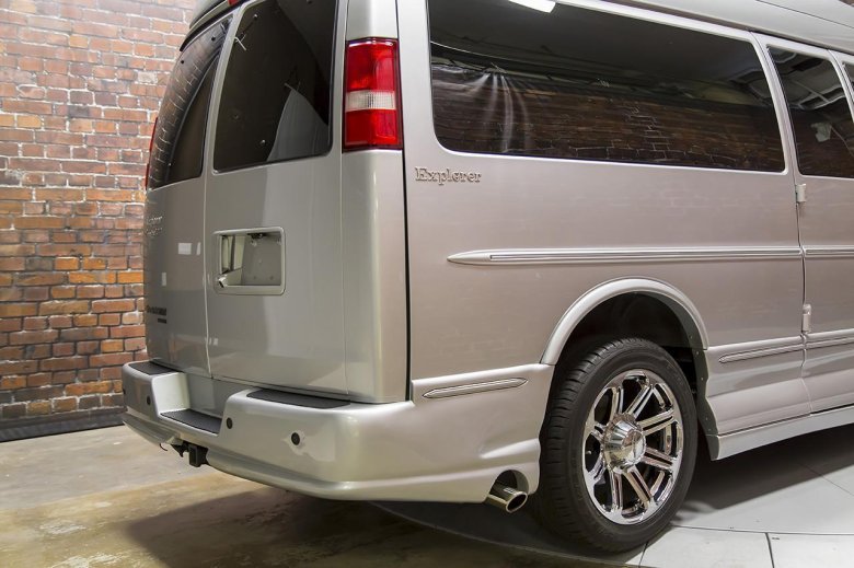 Chevrolet express explorer