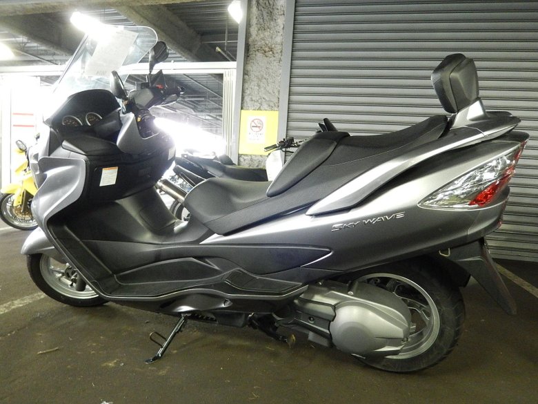 Suzuki burgman (skywave) 400