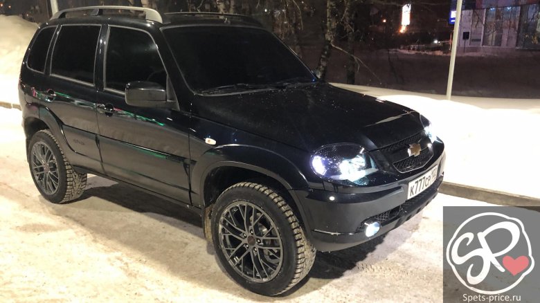 Нива шевроле черная тонированная