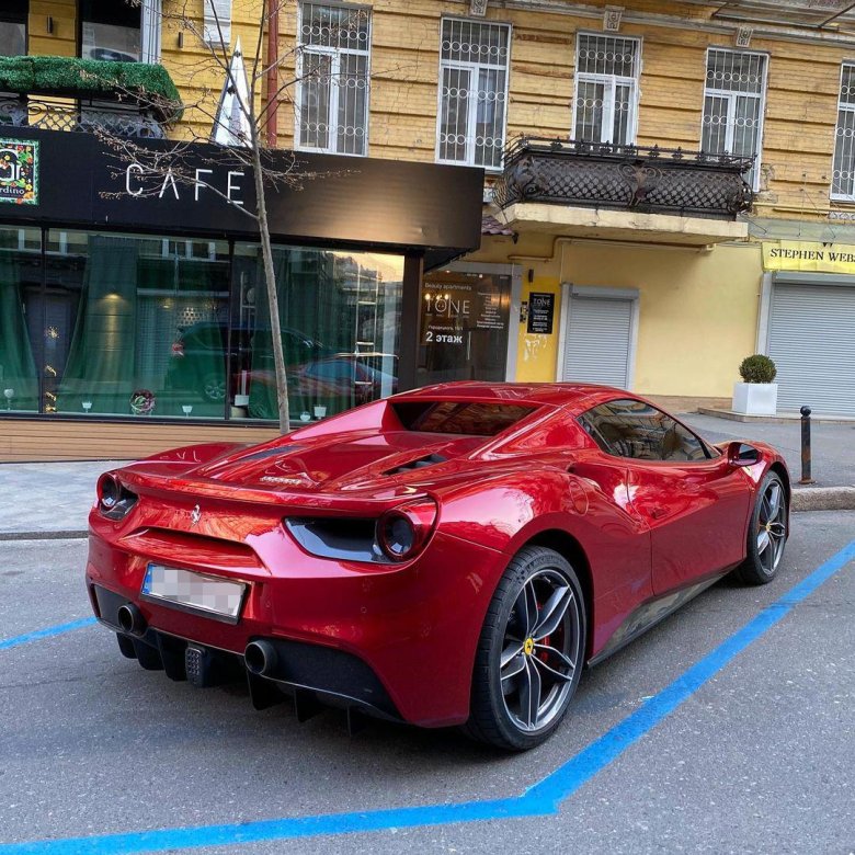 Ferrari 488 spider