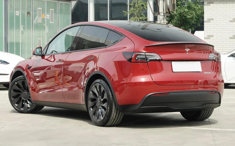 Tesla хэтчбек