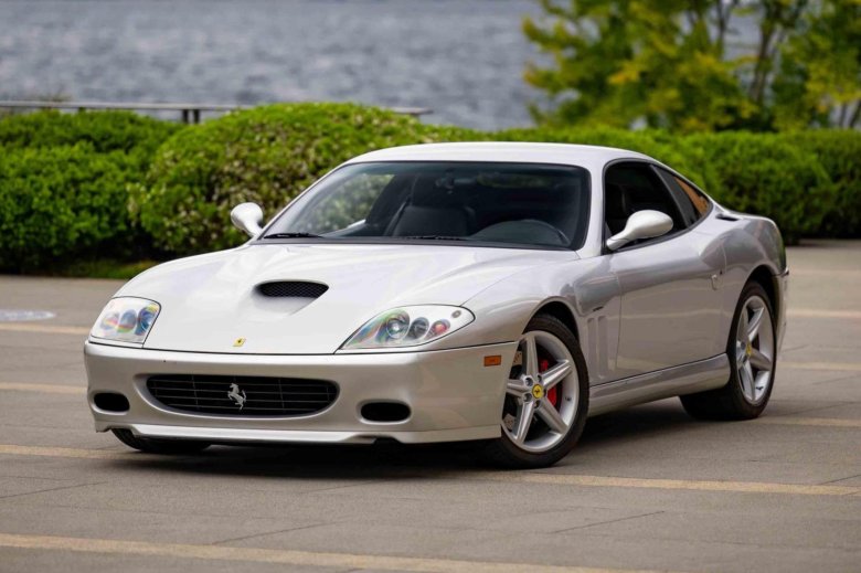 Ferrari 550 maranello silver