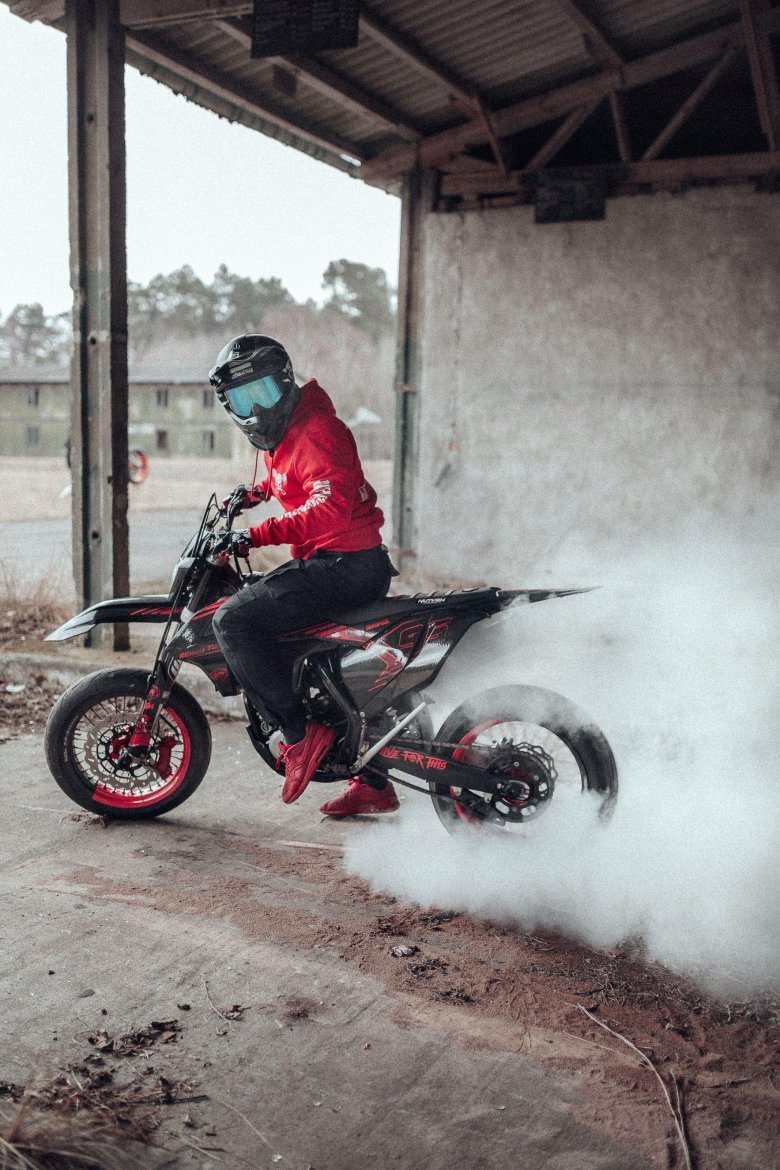 Бернаут питбайк