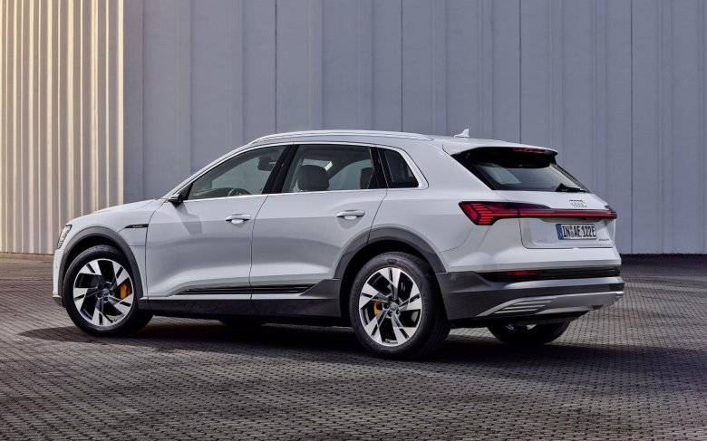 Audi e-tron 50