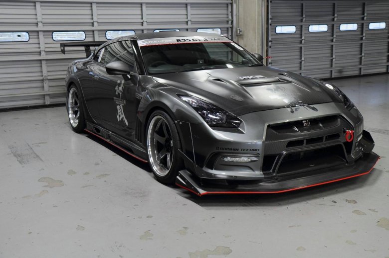 Nissan skyline gtr r35
