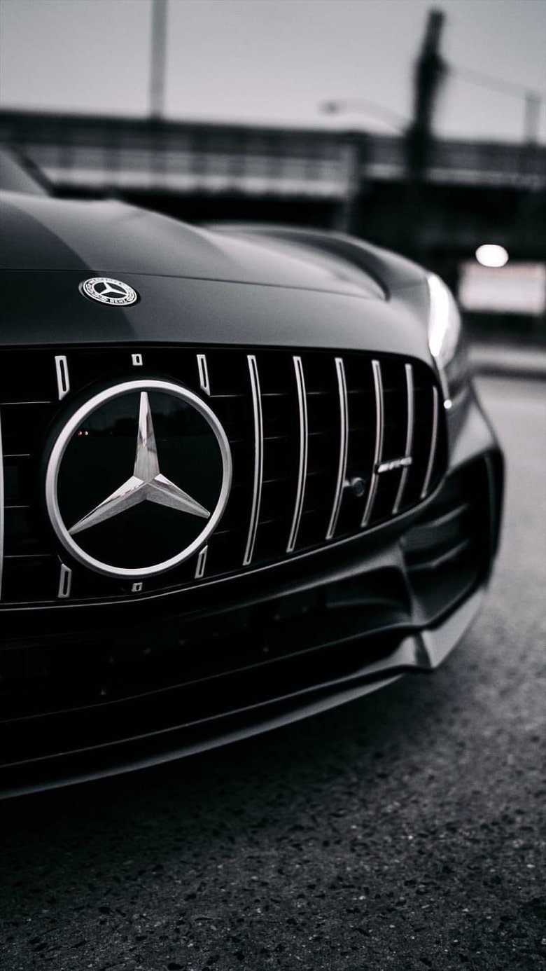 Mercedes benz amg gt r