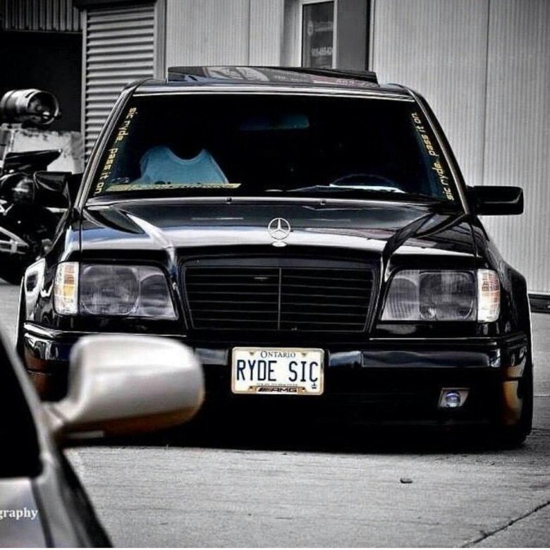 Мерседес бенц 124 волчок