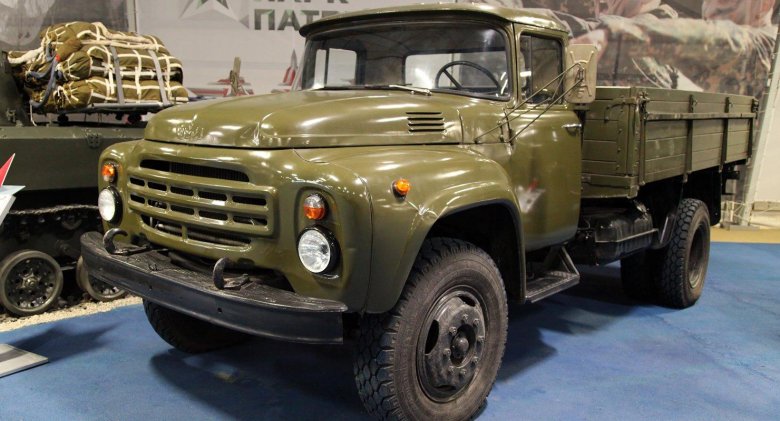 Зил 130 военный