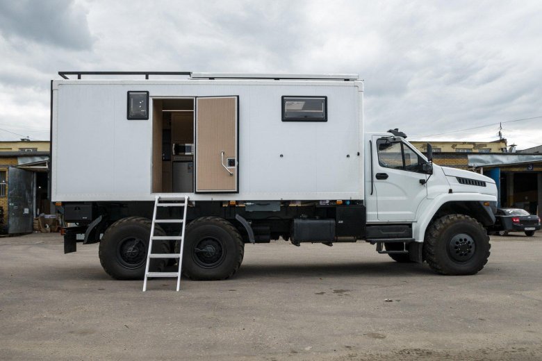 Урал некст 4320 автодом