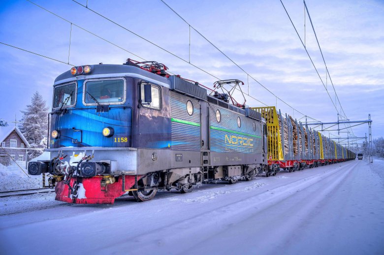 Грузовой электровоз