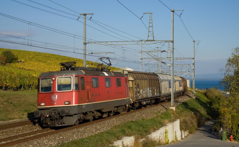 Швейцарский электровоз sbb re 6/6