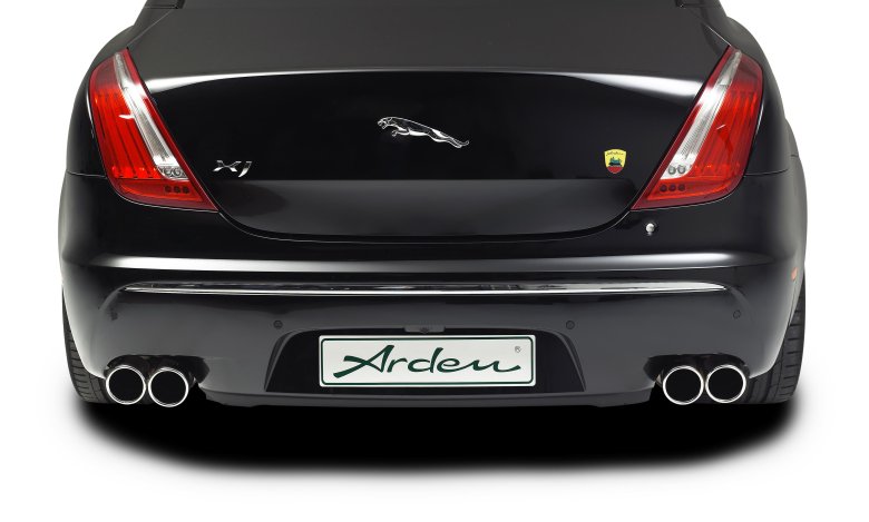 Jaguar xj сзади