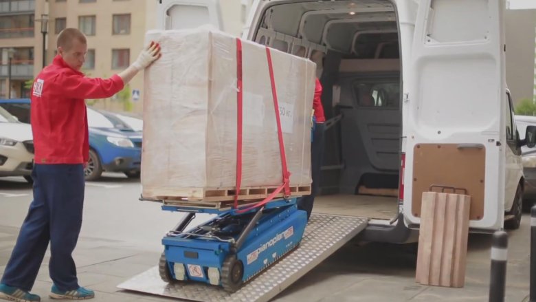 Транспортировка груза