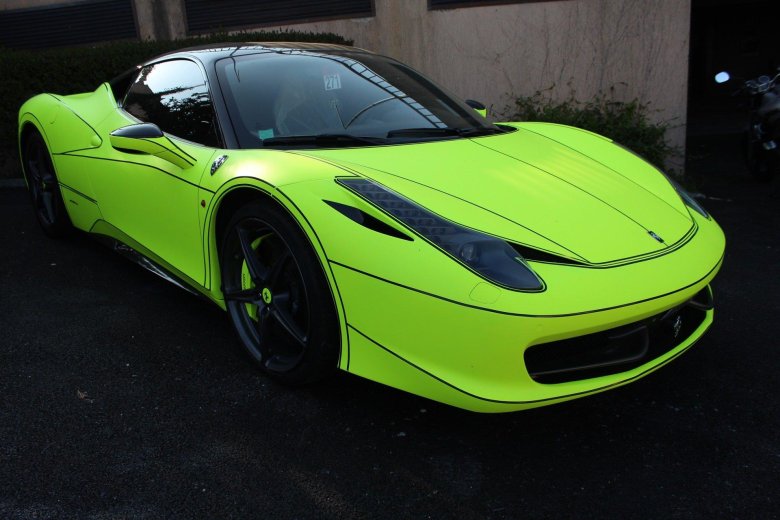 Ferrari 458 green