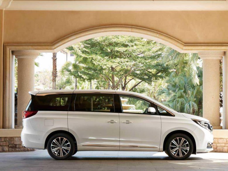 Минивэн gac gm8