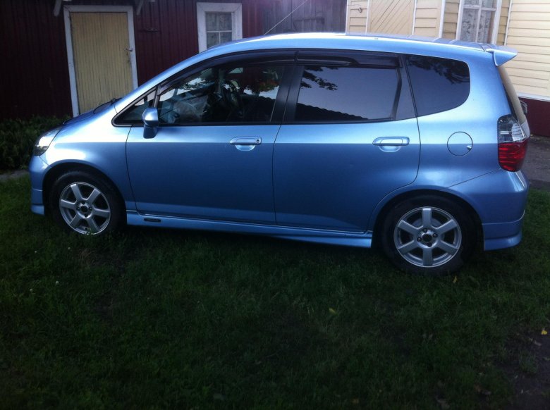 Хонда фит 2002