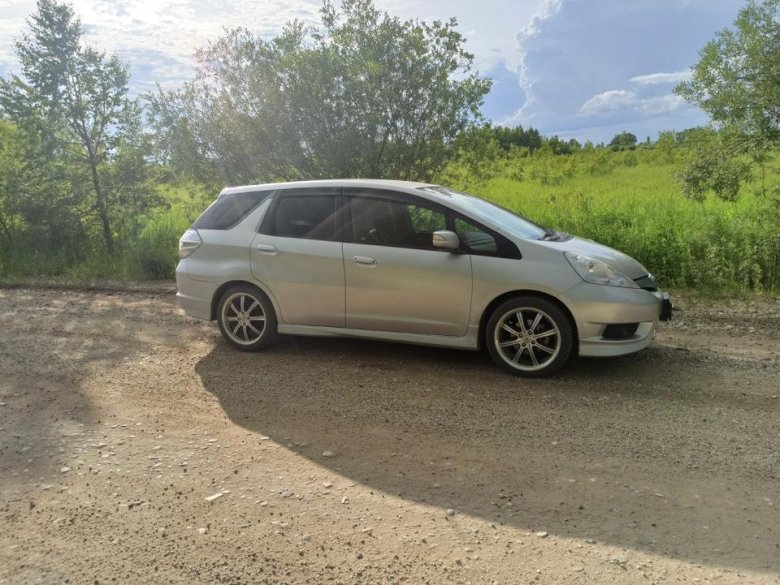 Хонда фит шаттл