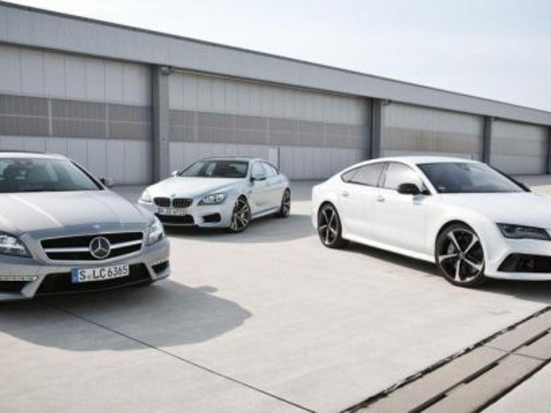 Amg cls 63 vs audi a7