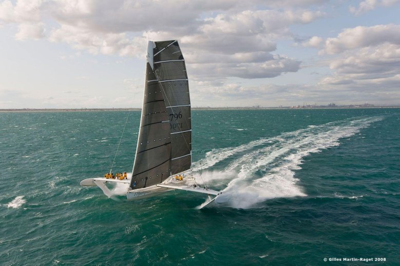 Тримаран парусный