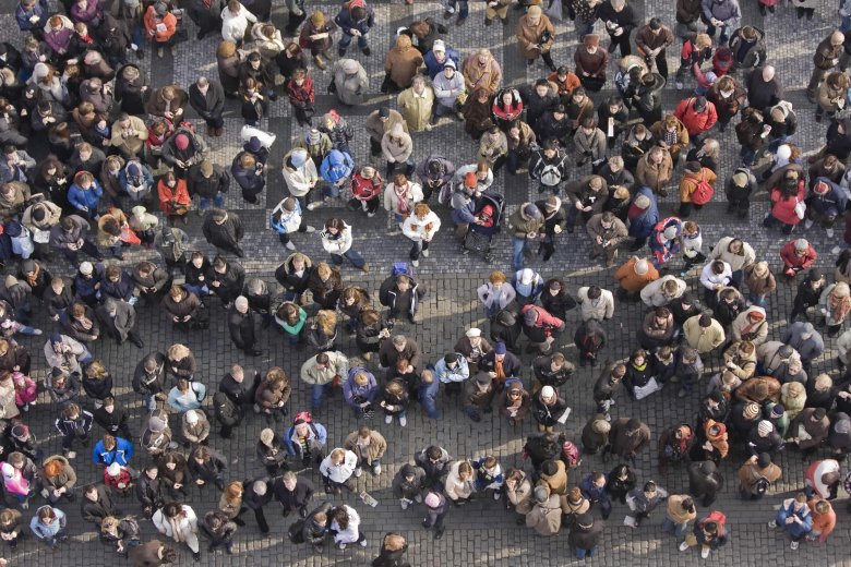 Толпа вид сверху