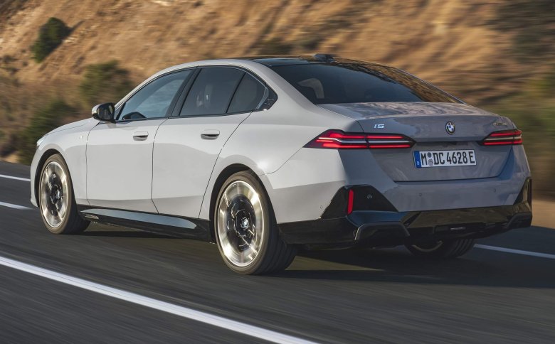 Новая бмв м 5 2025