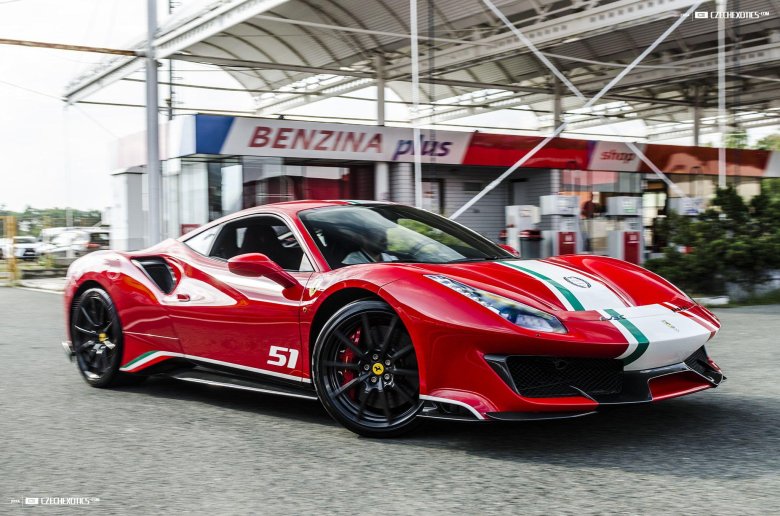 Феррари 488 pista