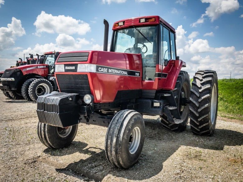 Трактор магнум